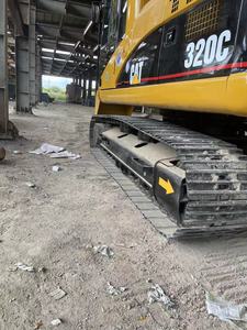 Trouvez une excavatrice Caterpillar CAT320C similaire, excavatrice sur chenilles de haute qualité - Product Image 4