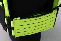 Gilet tactique fluorescent personnalisé haute visibilité découpé au laser MOLLE à libération rapide, porte-équipement modulaire réglable pour l'extérieur