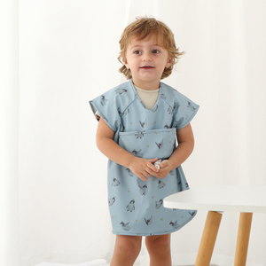 مرايل أطفال بشعار مخصص من الشركة المصنعة الأصلية للبيع بالجملة ، قماش لتغذية الأطفال ، هدية سهلة التنظيف ، مرايل لعاب بلا أكمام مقاومة للماء - Product Image 1