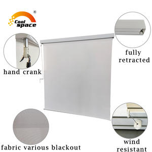 Auvent latéral de pergola de haute qualité 1m 2m 3m 4m 5m de large Stores verticaux motorisés d'extérieur pour patio - Product Image 5