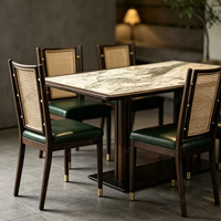 Ensemble de salle à manger en rotin durable sur le thème de la nature sauvage moderne, conçu pour les restaurants et bistrots à thème élégants