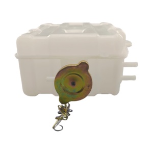 Tanque de Expansión de Agua de Plástico de Alta Calidad para el Sistema de Refrigeración de Camiones FAW Jiefang Serie 151 - Product Image 2