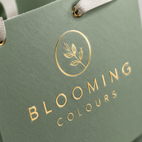 Sac cadeau en papier mat de luxe personnalisé avec logo en feuille d'or, sac de shopping écologique pour boutique de vêtements, bijoux, cosmétiques