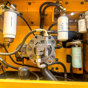 Excavatrice d'occasion Volvo EC220D, conception compacte et urbaine, gain de place, fonctionnement silencieux, poids opérationnel de 22 000 kg, 123 kW - Product Image 4