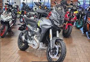 VENTA DE MOTOCICLETAS DUAL SPORT Moto Guzzi STELVIO ARAS LISTAS PARA USAR EN 2025 - Product Image 2