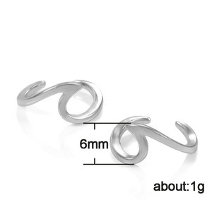 Orecchini a onda in stile coreano da donna, alla moda, minimalisti, eleganti, con clip, senza piercing. - Product Image 5