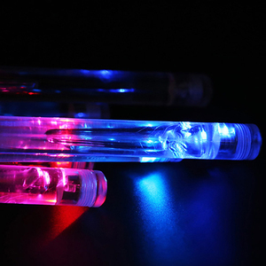 Venta al por mayor de nuevos materiales de polímero de plástico palo de tambor colorido Stock brillante en la oscuridad luminoso 5A LED fluorescente baqueta - Product Image 6