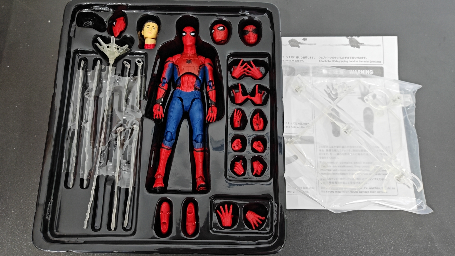 スパイダーマン フィギュア バラ売り　13体セット Amazon | スパイダ-マン：アクロス・ザ・スパイダーバース