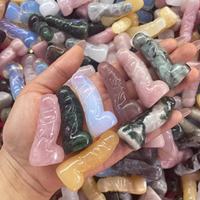 Precio de fábrica 50mm consolador semiprecioso cristal artesanía Cristal Tallado pene Mini figurita para regalo de mujer