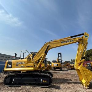 Pelleteuse hydraulique sur chenilles Komatsu PC200 PC200-8 PC220 PC300 PC450 de 20 tonnes, utilisée à bas prix - Product Image 1