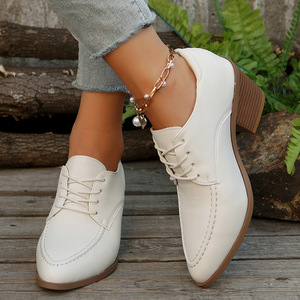 Mocassini 2025 autunno <span class=keywords><strong>tacco</strong></span> alto britannico <span class=keywords><strong>tacco</strong></span> <span class=keywords><strong>medio</strong></span> bassi <span class=keywords><strong>scarpe</strong></span> da <span class=keywords><strong>donna</strong></span> eleganti plus Size a punta a punta bassa alla caviglia piccole in pelle - Product Image 3