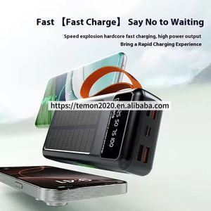 Banco de energía solar de gran capacidad de 30000mAh, 4 puertos USB con 4 cables, cargador solar portátil de 30000mAh con luz Led para exteriores - Product Image 3