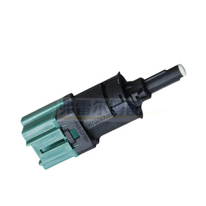 สวิตช์ไฟเบรกเปอโยต์ 981823248 สำหรับ 301 2008 ซีตรอง C3XR อะไหล่ทดแทน - Product Image 1