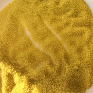 مسحوق كلوريد البولي ألومنيوم، مادة كيميائية ماصة لمعالجة المياه، عامل كيميائي مساعد بنقاء 28-30% - Product Image 3