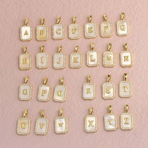 18K placcato oro rettangolo <span class=keywords><strong>lettera</strong></span> ciondolo alfabeto a a a Z fascino iniziale madreperla CZ intarsio gioielli per la creazione di collana fai da te - Product Image 3
