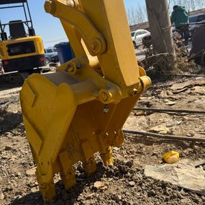 Mini-excavatrice de 2 tonnes, mini-pelle d'occasion du Japon, mini-excavatrice KOMATSU Pc20 d'occasion à vendre. - Product Image 5