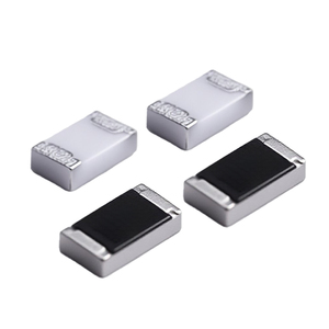 Chip màng dày bằng gốm <span class=keywords><strong>SMD</strong></span> Điện trở gắn bề mặt thấp có độ chính xác cao YAGEO RC0402FR-071KL 1kΩ 0402Kích thước 1% Dung sai - Product Image 1