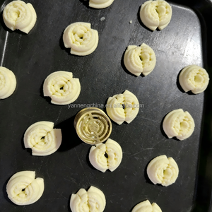 High Quality Wire Cut Cookie Machine Chocolate Chip Cookie Depositor Biscuit Cookie Machine Cake Batter Shaping Machine - Product Image 2