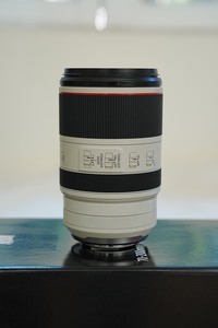 เลนส์ซูมเทเลโฟโต้ Canon RF 70-200mm f/2.8L IS USM สำหรับกล้องมิเรอร์เลสฟูลเฟรม รูรับแสงกว้าง ความเร็วสูง สภาพใหม่ 99% - Product Image 5