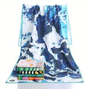Serviette de plage en microfibre recyclée à motif gaufré personnalisé et logo – Serviette de plage anti-sable et antidérapante très populaire - Product Image 1