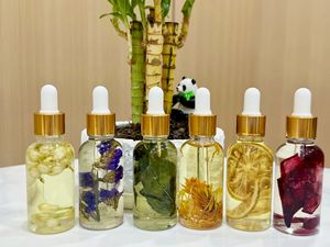 Huiles essentielles biologiques de marque privée Pétale multi-usage Huiles hydratantes <span class=keywords><strong>pour</strong></span> le corps <span class=keywords><strong>pour</strong></span> la peau du <span class=keywords><strong>visage</strong></span> Huile de pétales de lavande, de rose et de jasmin - Product Image 2