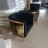 Canapé Chesterfield en velours tufté nordique pas cher à vendre canapé en acier doré chaise câlin salon tufté en forme de U