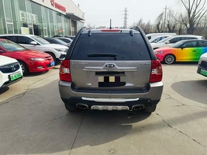 <span class=keywords><strong>Kia</strong></span> <span class=keywords><strong>Sportage</strong></span> 2.0L GLS 2WD 2013 : SUV robuste au design élégant, haute performance, moteur fiable, spacieux et excellent rapport qualité-prix - Product Image 6
