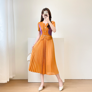 Abito estivo da donna elegante a pieghe personalizzato di grandi dimensioni con motivo floreale di colore Midi abbinamento abito Casual naturale diretto fabbrica - Product Image 4