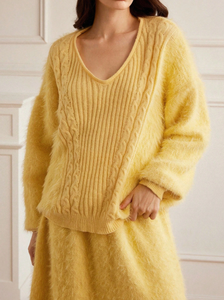 <span class=keywords><strong>Jupe</strong></span> <span class=keywords><strong>en</strong></span> <span class=keywords><strong>laine</strong></span> Mohair floue personnalisée 2 pièces ensembles dames tricots col rond doux <span class=keywords><strong>pull</strong></span> haut <span class=keywords><strong>en</strong></span> tricot floue Mohair <span class=keywords><strong>ensemble</strong></span> femmes - Product Image 3