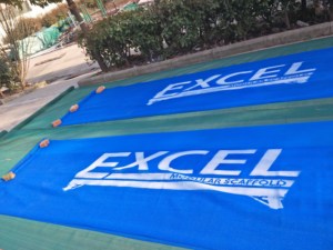 Écran de Confidentialité Personnalisé avec Logo - Couverture de Clôture en Maille HDPE <span class=keywords><strong>pour</strong></span> Chantier et Terrains de Sport - Protection Contre le Vent - Product Image 1