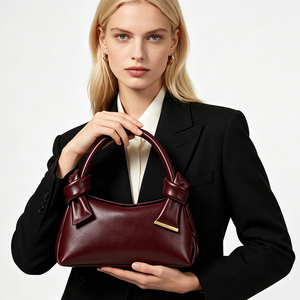 Sac à main pour femme en cuir véritable de haute qualité avec poignée nouée, vente en gros par le fabricant Gorfia - Product Image 1