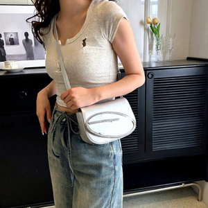 Bolso Dingdang de Diseño Exclusivo 2025, Nuevo, de Mano y Bandolera, con Cadena Acrílica, Cubierta Cuadrada Pequeña, Poliéster, Cierre de Hebilla Moderno - Product Image 3
