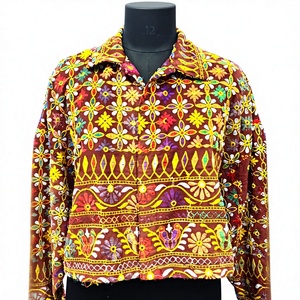 เสื้อแจ็คเก็ตสั้นปักลายบันจารา แฮนด์เมดสไตล์โบฮีเมียนลายดอกไม้ ผ้าฝ้ายระบายอากาศดี เหมาะสำหรับฤดูใบไม้ผลิและฤดูร้อน รุ่นเฮอริเทจ บลูม ผลิตตามแบบ ODM - Product Image 1