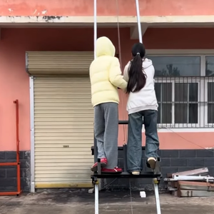 Grue élévatrice électrique automatique de 32 m pour la construction de plafonds et de toitures, capacité de levage de 500 kg, avec échelle de levage intégrée - Product Image 5