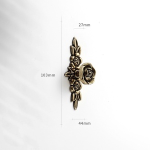 Weiße Rosenblüten-Zinklegierung Möbelbeschläge Moderne Küchenschrankgriffe Schubladenknöpfe Kleiderschrank Schranktür Schlafzimmer - Product Image 4