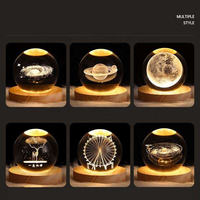 Veilleuse LED Boule de Cristal Lune/Carré - Design Moderne, Alimentation Secteur ou Piles AAA, Projection Chaude Personnalisable pour Chambre à Coucher