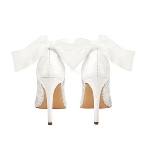Eleganti scarpe da donna ricamate di fascia alta delicate con tacco a fiocco tacco sottile angelo scarpe da sposa bianche - Product Image 6