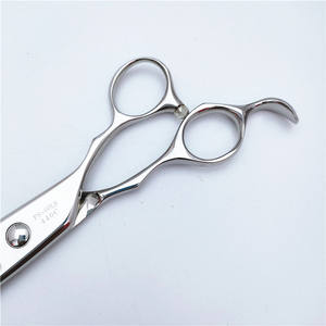 Tijeras de Peluquería Profesionales Vg10 de 62 mm para Diestros, Tijeras de Salón de Belleza con Hoja de Acero Inoxidable para Uso en Peluquería - Product Image 1