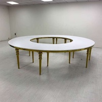 Table Serpentine de Luxe en Acier Inoxydable Doré en Forme de S pour Événements, Banquets, Mariages, Fêtes, Table Ronde avec Plateau en MDF/Verre Blanc