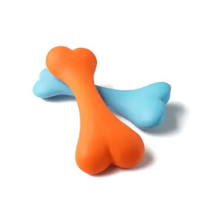 Toptan silikon kauçuk köpek oyuncak karikatür kemik tasarım çevre dostu köpek çiğnemek oyuncak köpek kemik oyuncak