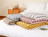 Couverture tissée douce personnalisée jette des couvertures tricotées en acrylique doux couverture de serviette de lit pour voyage canapé chaises canapé sieste hôtel décor à la maison