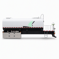 Unité de nettoyage routier avec réservoir d'eau de 18 m³, superstructure de pulvérisation, moteur de 40 kW, pompe de 50 m³/h et canon de 35 m