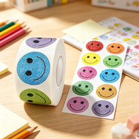Autocollants personnalisés Haoxuan OEM en rouleau, autocollants imprimés imperméables, étiquettes de récompense colorées, autocollants mignons au design de dessins animés