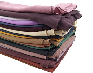Prezzo di fabbrica 180*85 CENTIMETRI Grande Formato Pianura Bolla Chiffon Dello Scialle di Hijab Musulmano Testa Involucri Della Sciarpa - Product Image 2