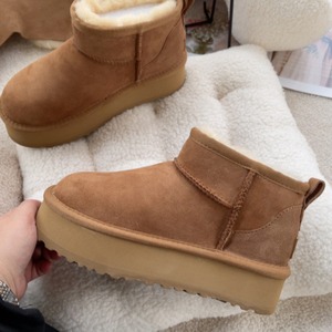 Botas de Nieve para Mujer, Diseño de Diseñador, Suela Gruesa de 4CM, Impermeables, Cálidas para Invierno, Forradas de Piel de Oveja, Transpirables, de Una Pieza, con Forro de Felpa - Product Image 1