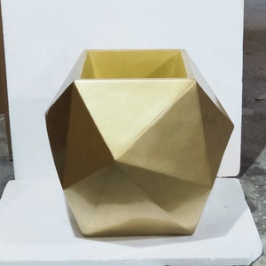 Vaso <span class=keywords><strong>da</strong></span> <span class=keywords><strong>giardino</strong></span> vaso quadrato in fibra di vetro oro Champaign vaso per la coltivazione di <span class=keywords><strong>vasi</strong></span> di fiori - Product Image 3