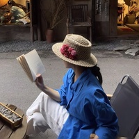 Chapeau de paille ajouré respirant à motif rose champêtre pour femme, à large bord, idéal pour l'été, la plage, la protection solaire et les séances photo