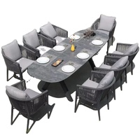 Ensemble table et chaises d'extérieur en aluminium au design nordique, résistant à l'eau et aux UV, chaises longues en rotin pour patios, villas, hôtels