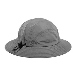 Polyester noir blanc seau chapeau randonneur pêcheur chapeaux avec ficelle réglable Safari chapeau casquettes de sport pas cher séchage rapide étanche