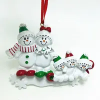 Großhandel benutzer definierte Familie von 5 Harz personal isierte Weihnachts baum Ornamente
